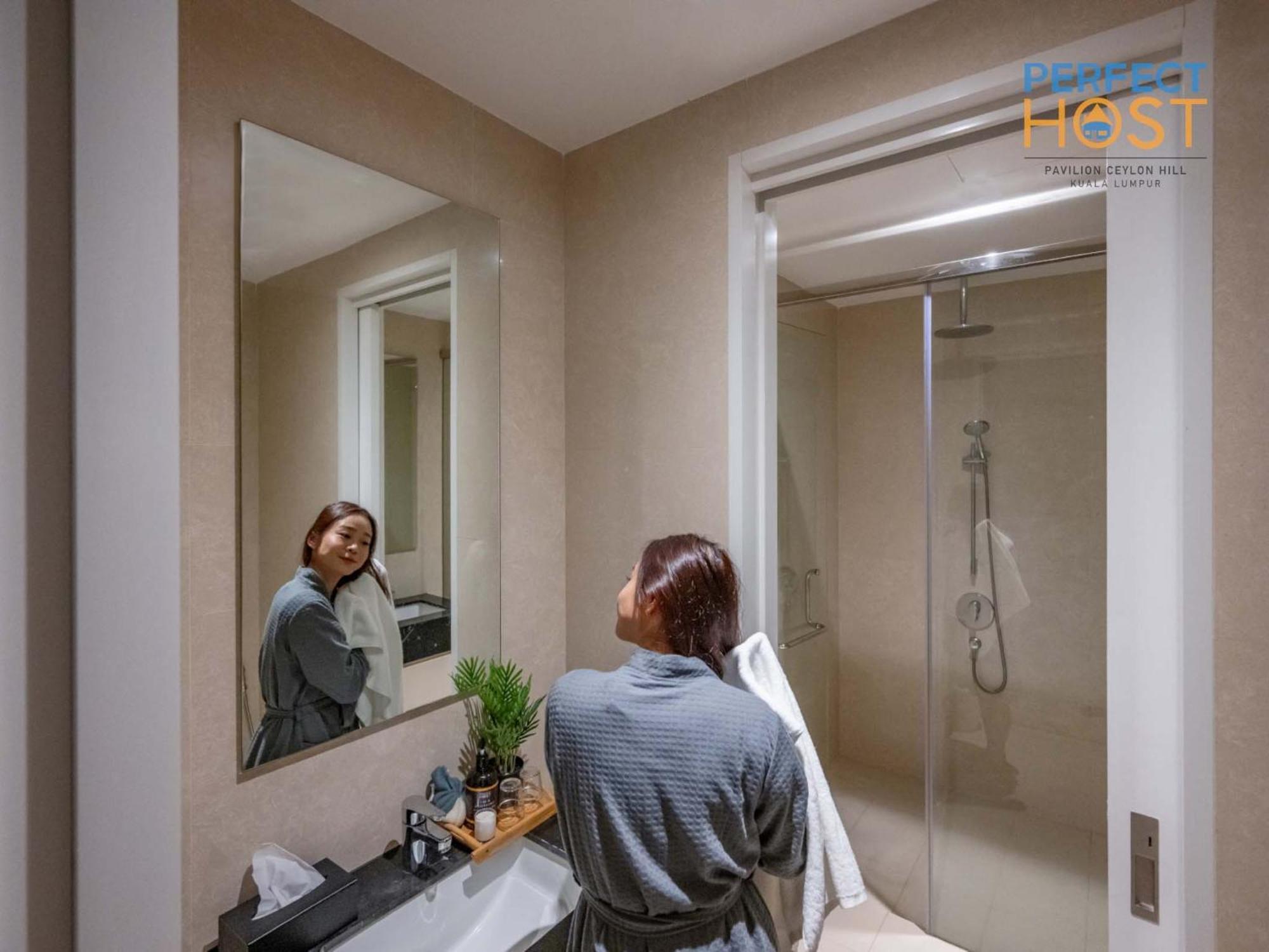 Pavilion Ceylon Hill Suites, Bukit Bintang By Perfect Host * Kuala Lumpur